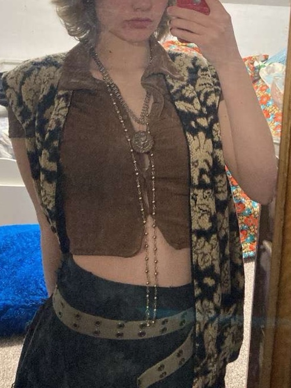 Vest - Picture 3 of 3